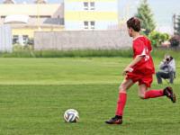 表现优异引发热议！杜兰特在SKT比赛中表现优异赛场气氛高涨